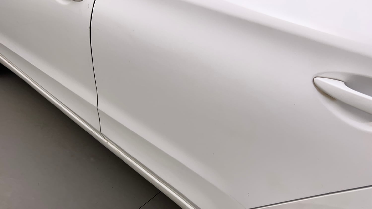 Used 2018 Hyundai Elite i20 Asta 1.2 Petrol Manual dents MINOR SCRATCH