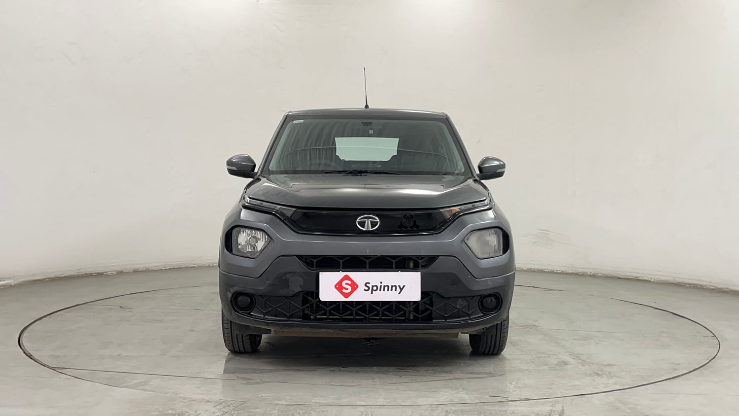 Used 2022 Tata Punch Adventure Rhythm Pack AMT Petrol Automatic exterior FRONT VIEW