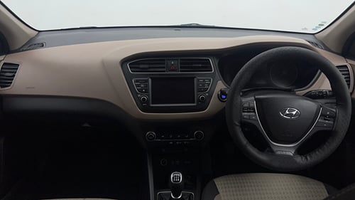 Used 2020 Hyundai Elite i20 Asta 1.2 (O) Petrol Manual interior DASHBOARD VIEW