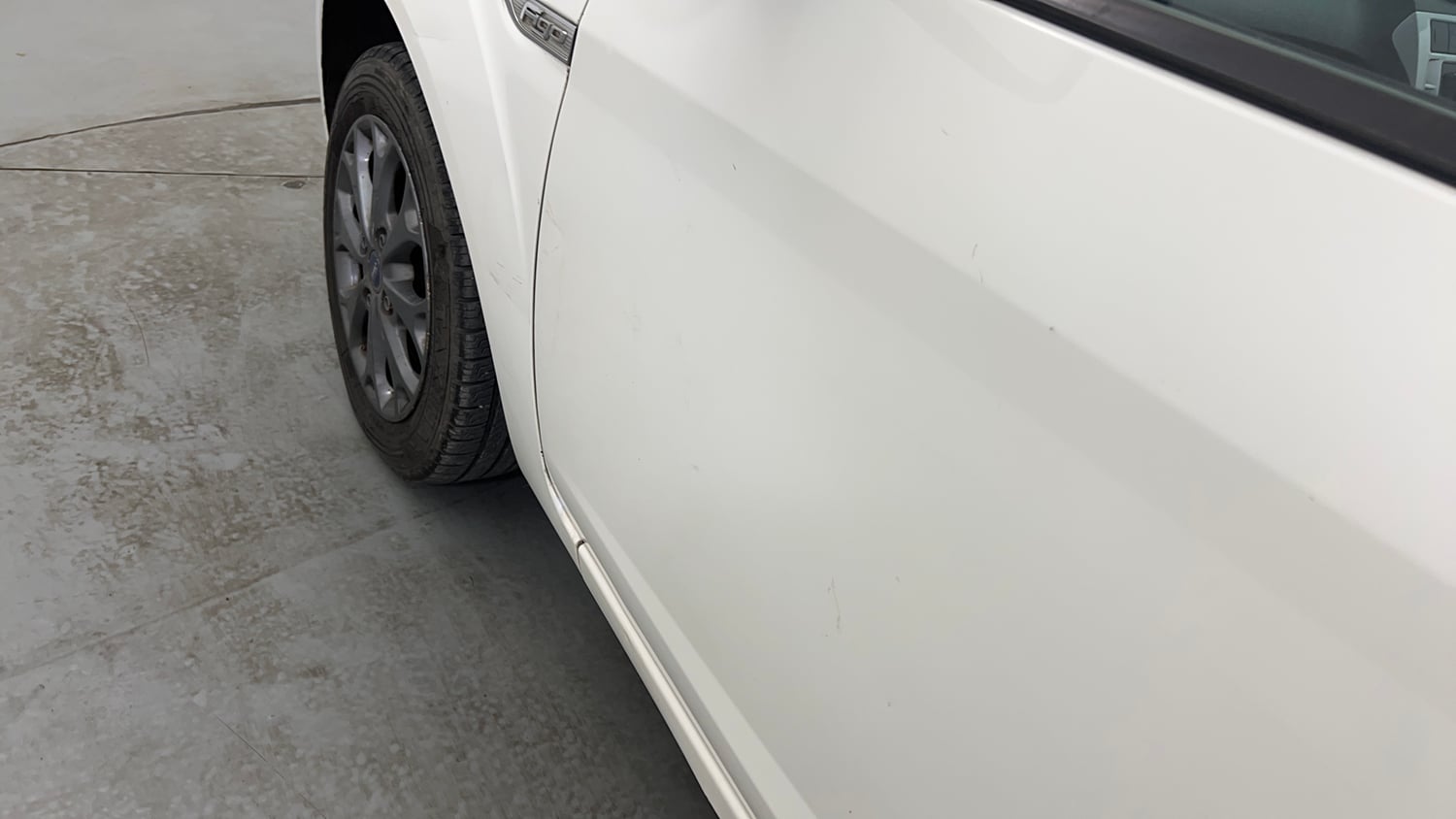 Used 2015 Ford Figo Duratec Petrol Titanium 1.2 Petrol Manual dents MINOR DENT