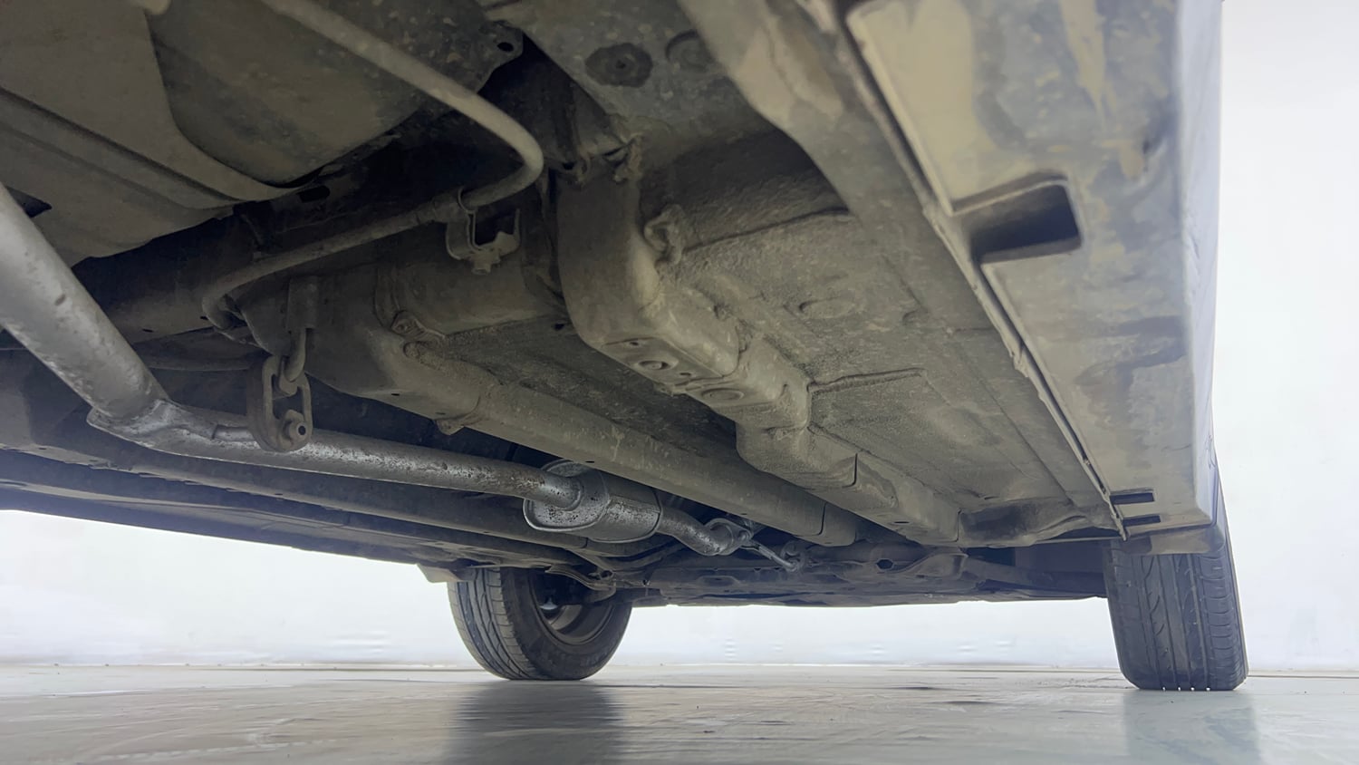 Used 2018 Hyundai Creta SX Plus 1.6 AT Petrol Petrol Automatic extra REAR RIGHT UNDERBODY VIEW