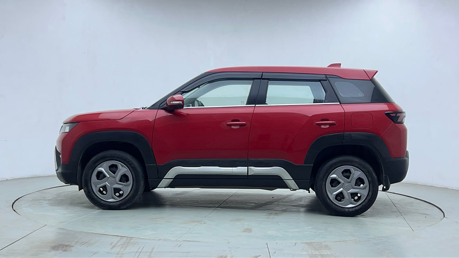 Used 2022 Maruti Suzuki Brezza Vxi AT Petrol Automatic exterior LEFT SIDE VIEW