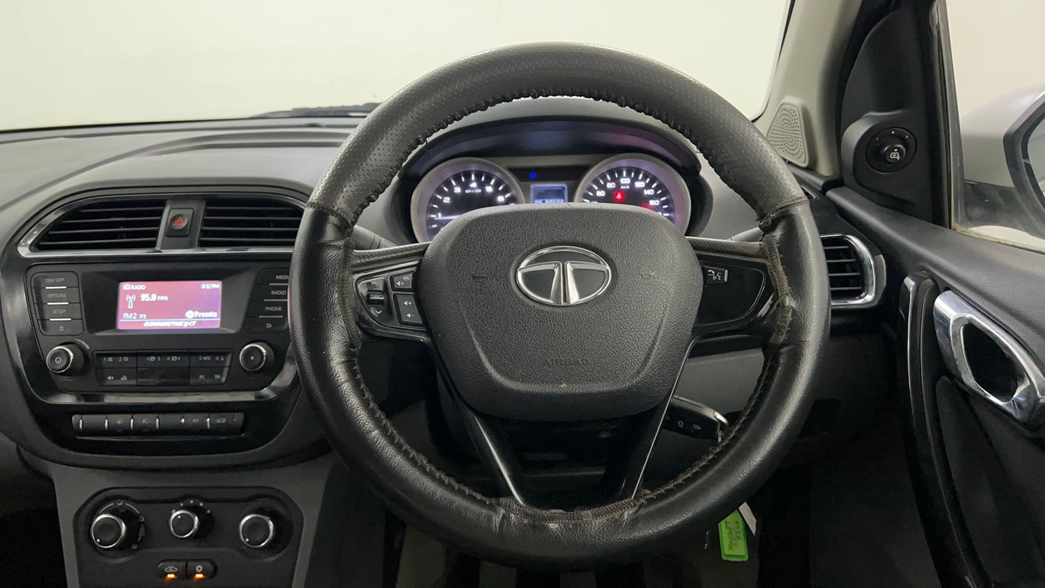 Used 2017 Tata Tigor Revotron XZ Petrol Manual interior STEERING VIEW