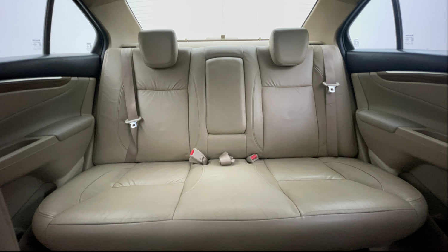 Used 2019 Maruti Suzuki Ciaz Alpha Hybrid 1.5 Petrol Manual interior REAR SEAT CONDITION VIEW