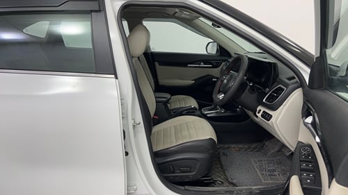 Used 2020 Kia Seltos GTX Plus AT 1.5 Diesel Diesel Automatic interior RIGHT SIDE FRONT DOOR CABIN VIEW