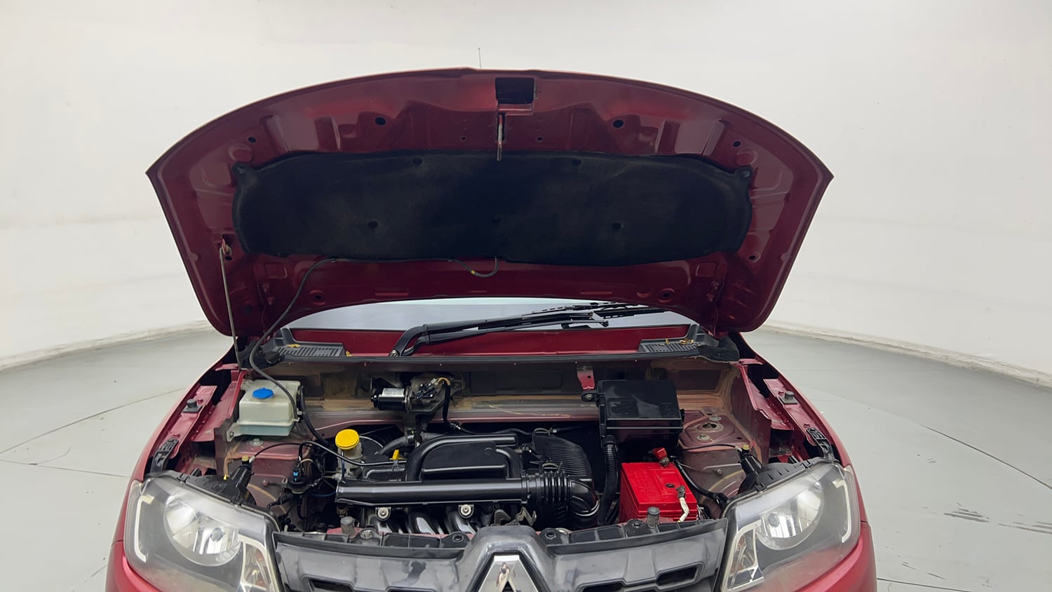 Used 2017 Renault Kwid 1.0 RXT Petrol Manual engine ENGINE & BONNET OPEN FRONT VIEW