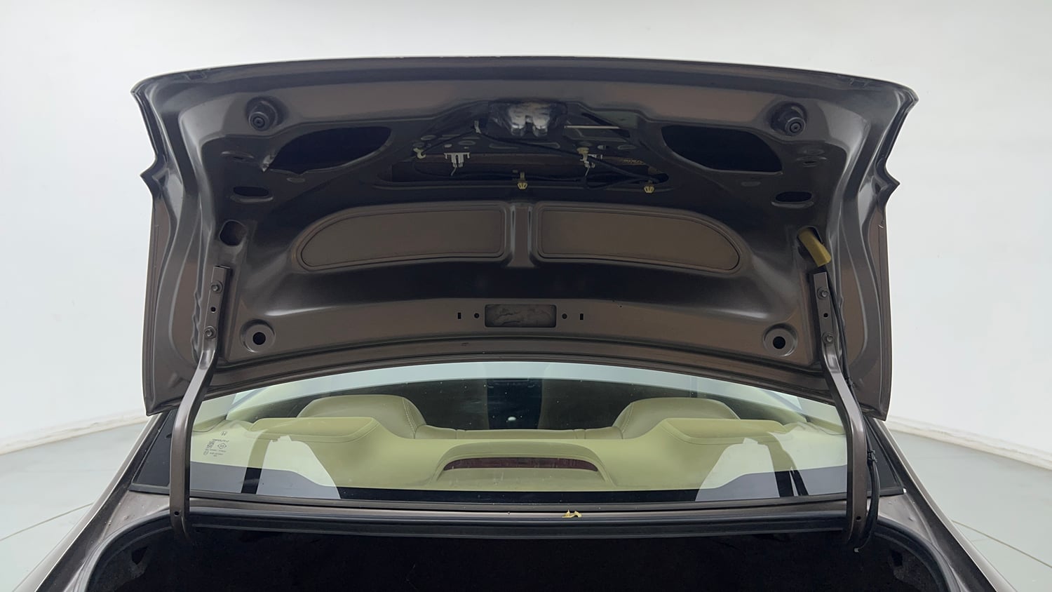 Used 2017 Honda Amaze 1.2 S i-VTEC Petrol Manual interior DICKY DOOR OPEN VIEW
