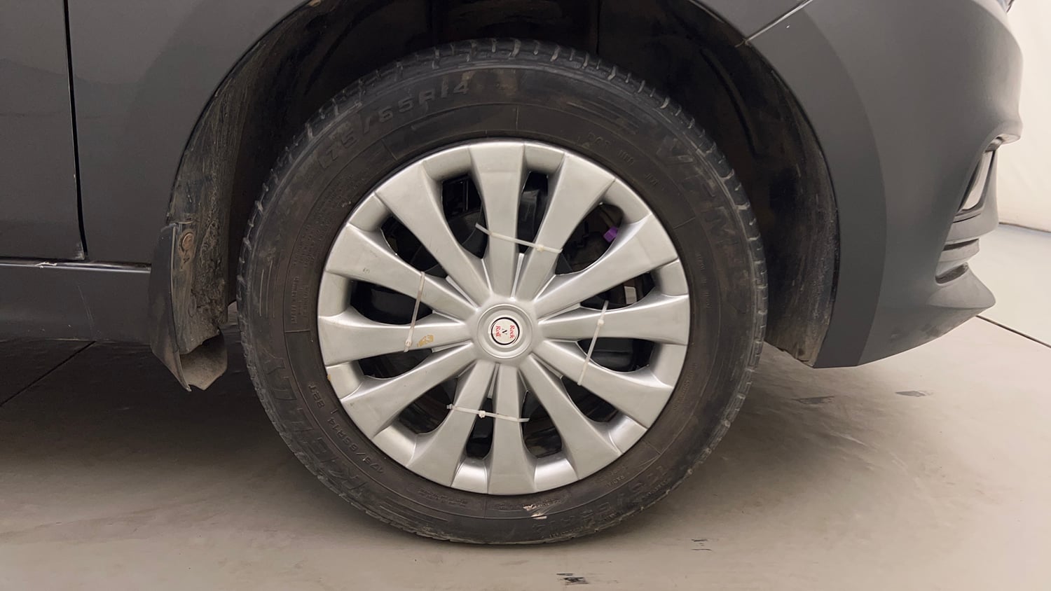 Used 2023 Tata Tiago EV XZ Plus Tech LUX Long Range Electric Automatic tyres RIGHT FRONT TYRE RIM VIEW