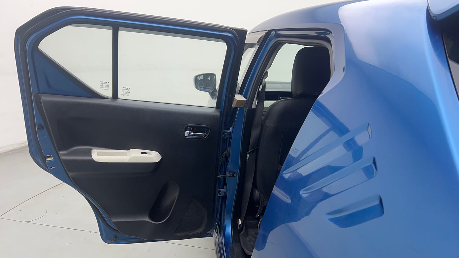 Used 2017 Maruti Suzuki Ignis  Zeta Dual Tone MT Petrol Petrol Manual interior LEFT REAR DOOR OPEN VIEW