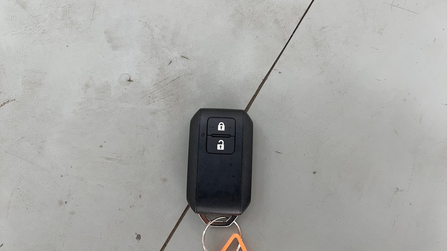 Used 2025 Maruti Suzuki Victoris VXI CNG MT 2W Cng Manual extra CAR KEY VIEW