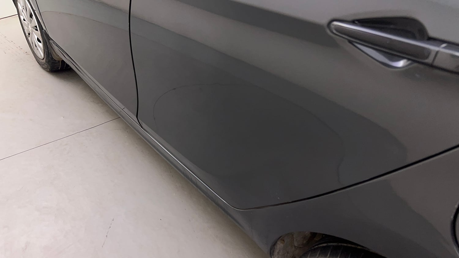 Used 2023 Tata Tiago EV XZ Plus Tech LUX Long Range Electric Automatic dents MINOR SCRATCH
