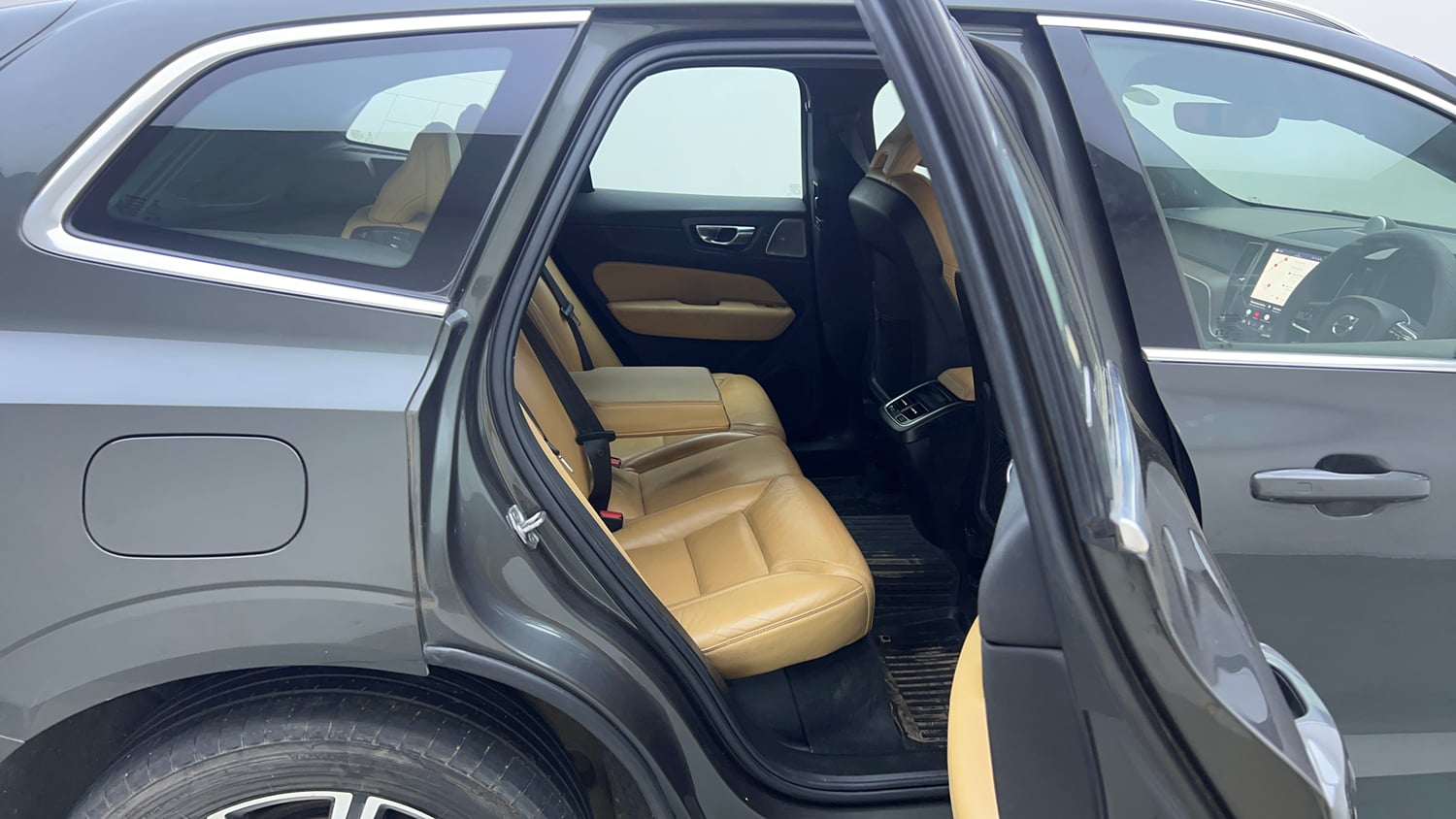 Used 2022 Volvo XC60 B5 Ultimate Petrol Automatic interior RIGHT SIDE REAR DOOR CABIN VIEW