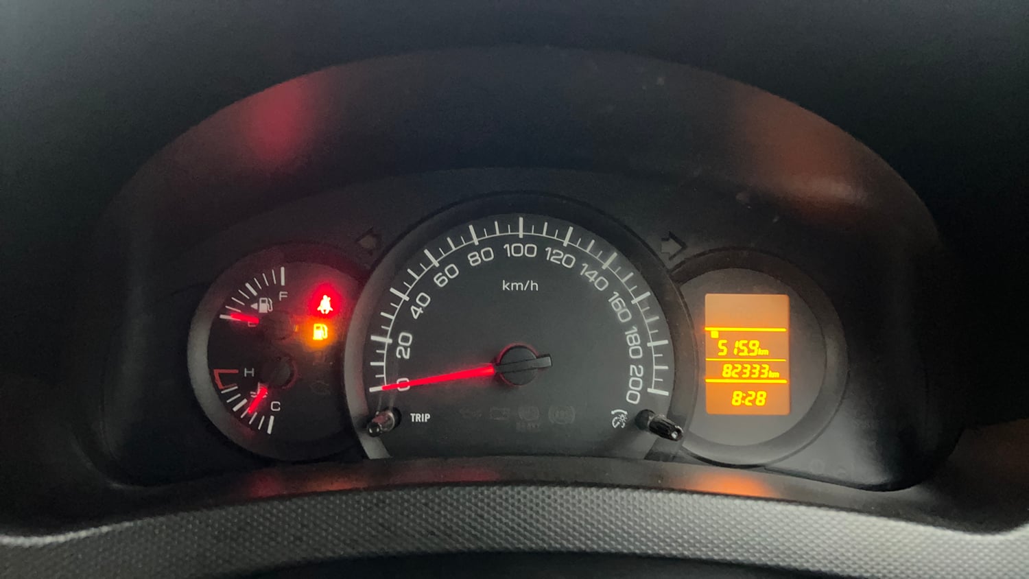 Used 2015 Maruti Suzuki Swift Lxi (O) Petrol Manual interior CLUSTERMETER VIEW