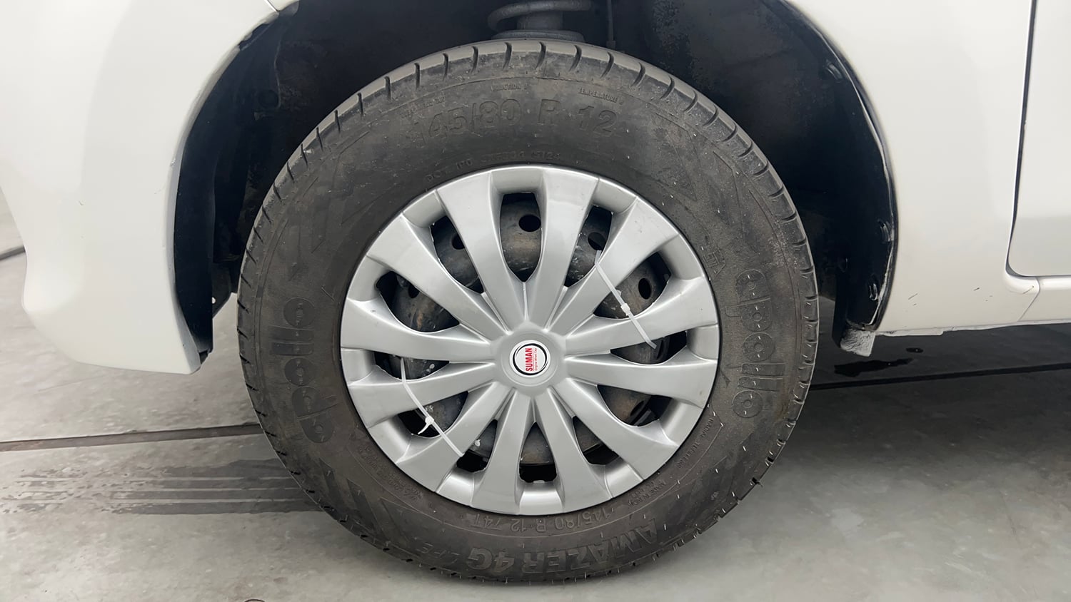 Used 2018 Maruti Suzuki Alto 800 VXi Petrol Manual tyres LEFT FRONT TYRE RIM VIEW