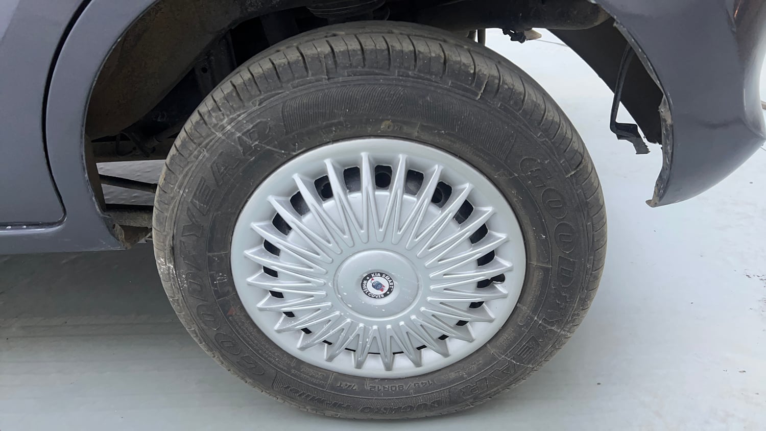 Used 2022 Maruti Suzuki Alto 800 LXi (O) Petrol Manual tyres LEFT REAR TYRE RIM VIEW