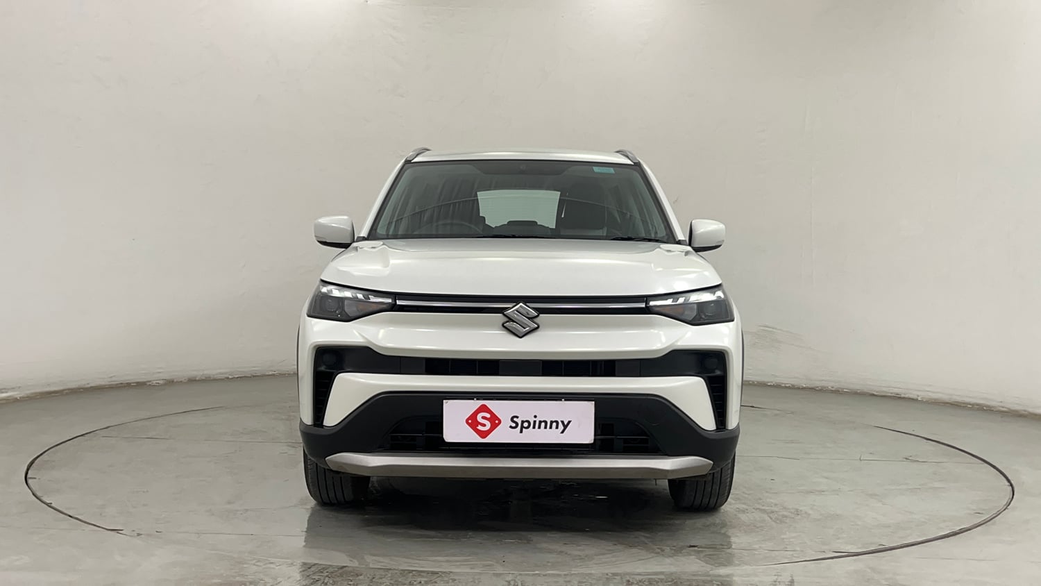Used 2025 Maruti Suzuki Victoris VXI CNG MT 2W Cng Manual exterior FRONT VIEW