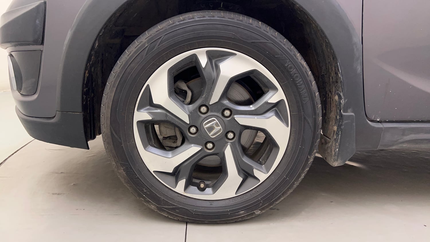 Used 2018 Honda BR-V V Petrol Petrol Manual tyres LEFT FRONT TYRE RIM VIEW