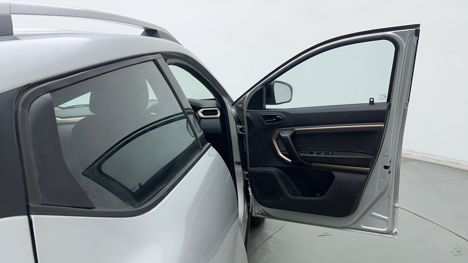 Used 2021 Renault Kiger RXT AMT Petrol Automatic interior RIGHT FRONT DOOR OPEN VIEW