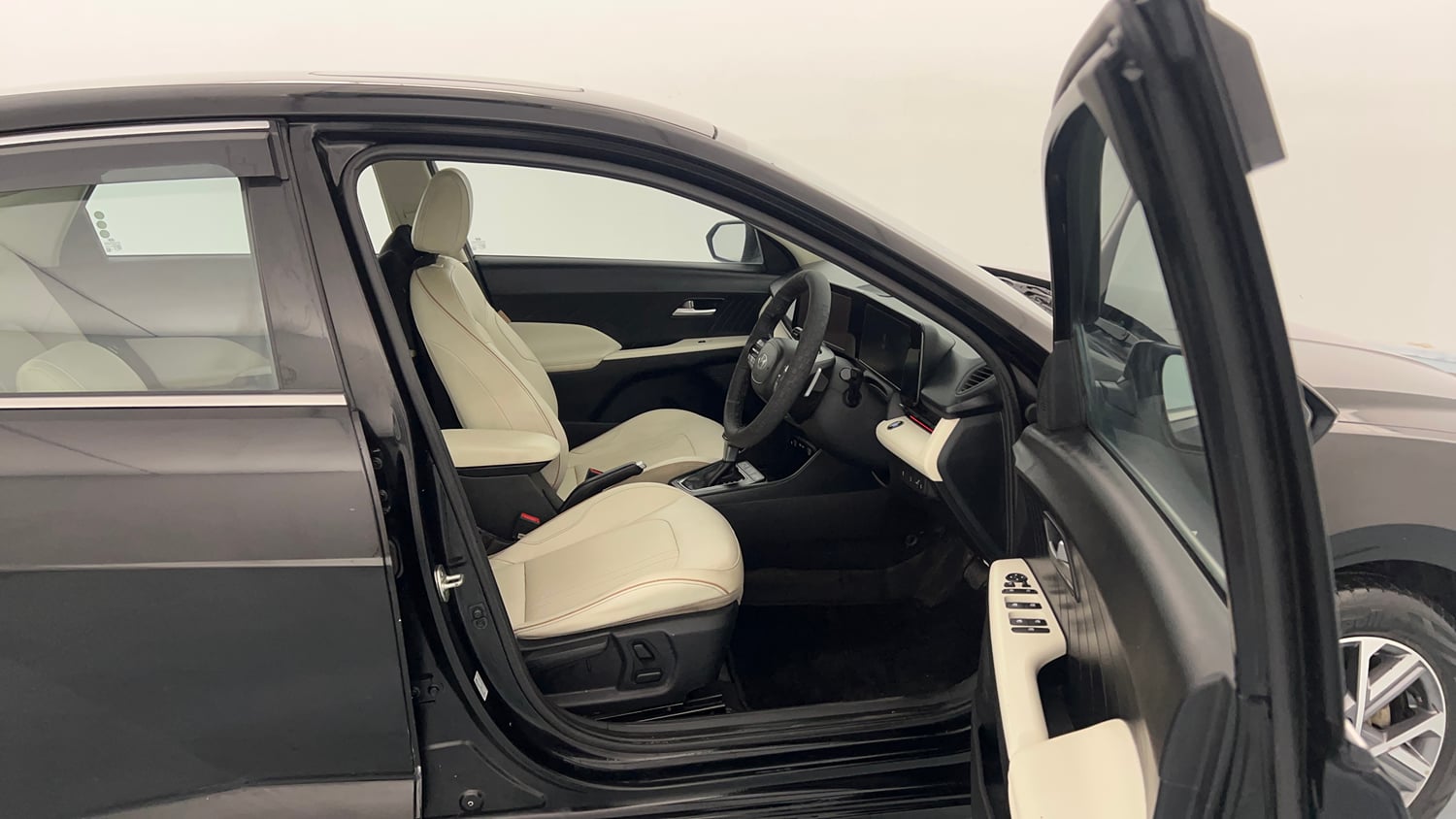 Used 2023 Hyundai Verna SX (O) 1.5 Petrol IVT Petrol Automatic interior RIGHT SIDE FRONT DOOR CABIN VIEW