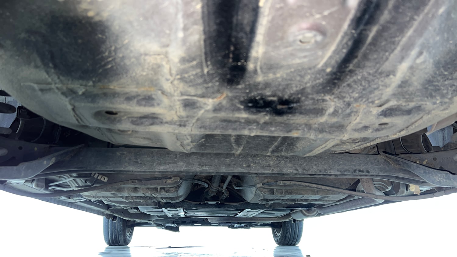 Used 2016 Honda Jazz V AT Petrol Petrol Automatic extra REAR UNDERBODY VIEW (TAKEN FROM REAR)