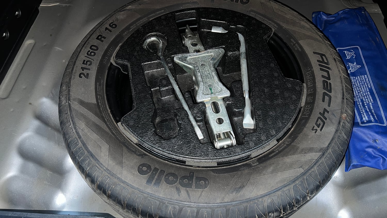 Used 2021 Maruti Suzuki Vitara Brezza ZXi Plus AT SHVS Petrol Automatic tyres SPARE TYRE VIEW
