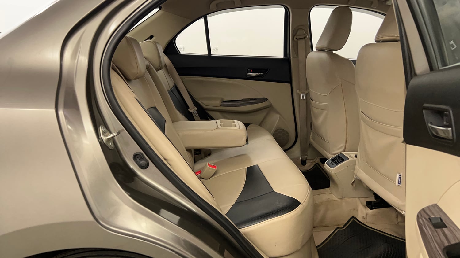 Used 2021 Maruti Suzuki Dzire ZXi AGS Petrol Automatic interior RIGHT SIDE REAR DOOR CABIN VIEW