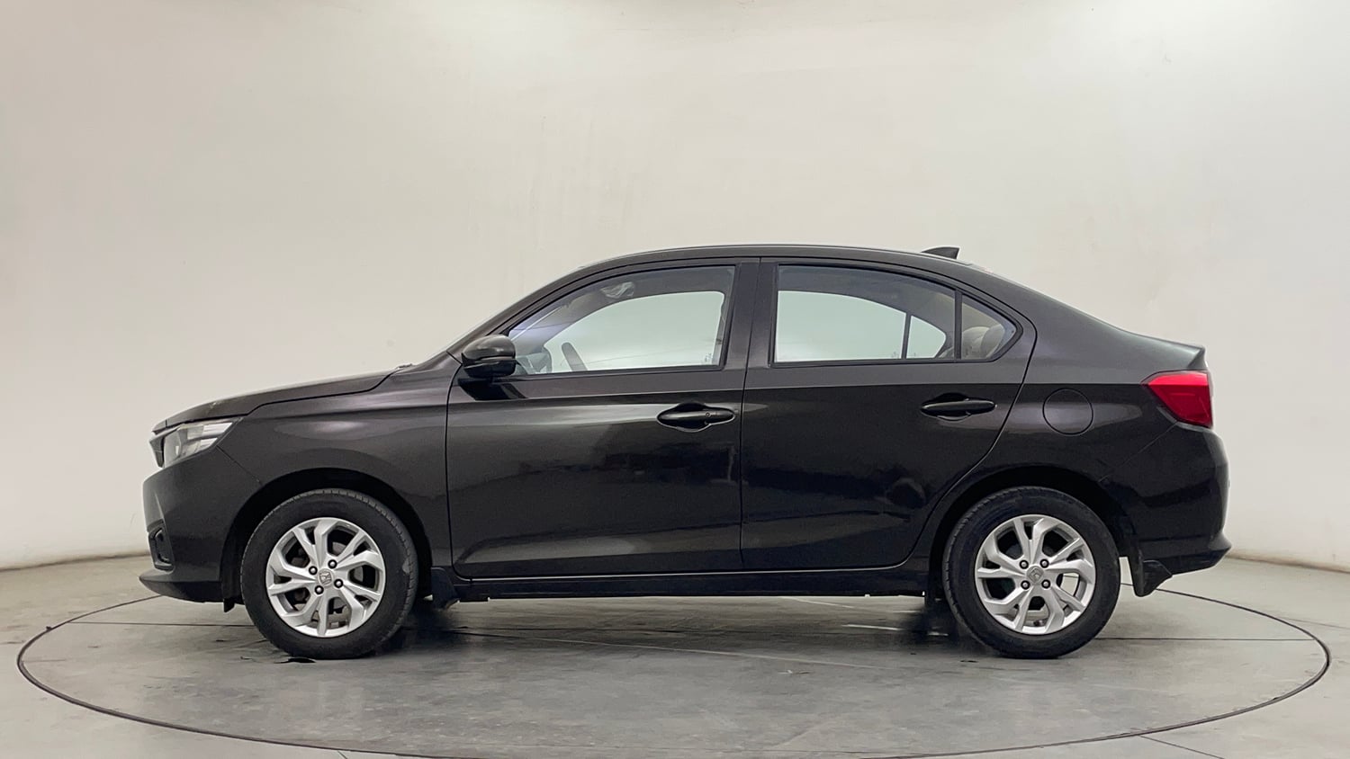 Used 2020 Honda Amaze 1.2 VX CVT Petrol Petrol Automatic exterior LEFT SIDE VIEW
