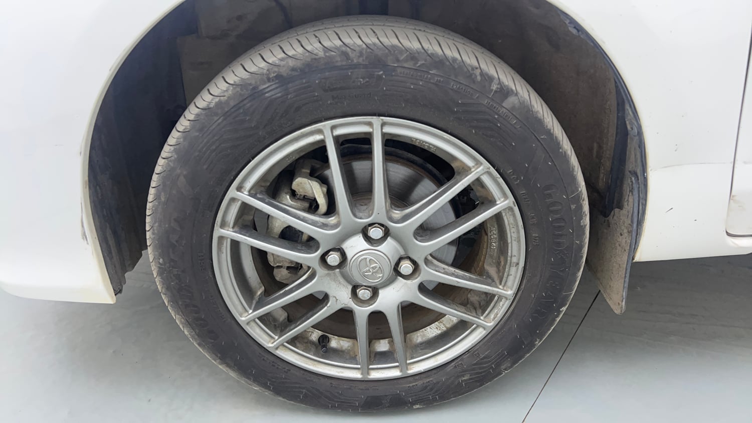 Used 2018 Toyota Etios Liva VXD Diesel Manual tyres LEFT FRONT TYRE RIM VIEW