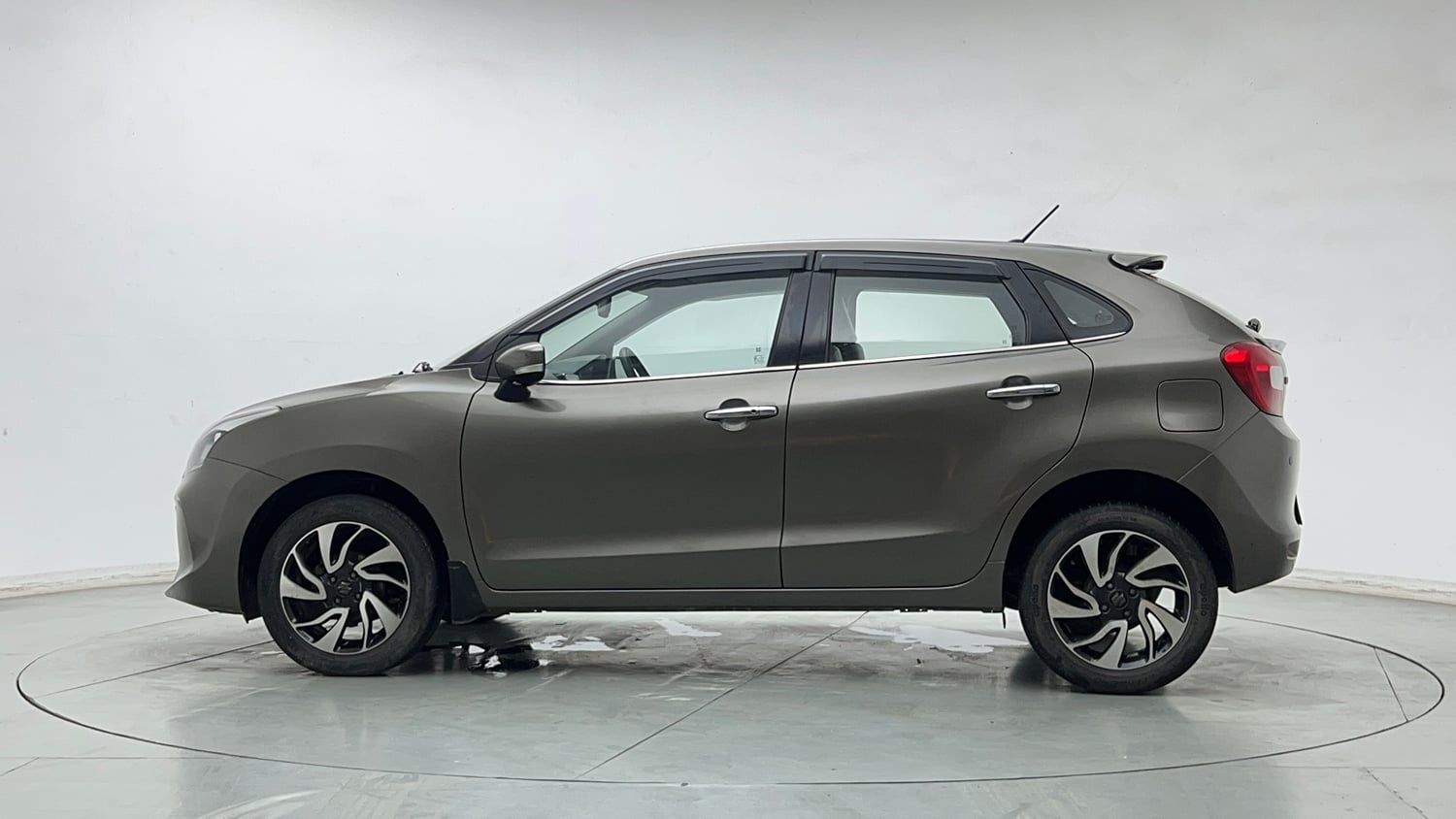 Used 2021 Maruti Suzuki Baleno Zeta Petrol Manual exterior LEFT SIDE VIEW