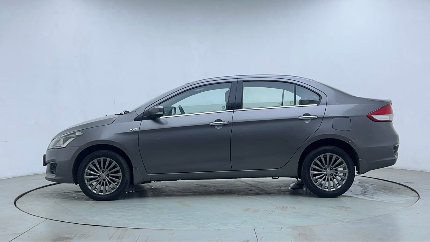 Used 2016 Maruti Suzuki Ciaz ZXI+ AT Petrol Automatic exterior LEFT SIDE VIEW