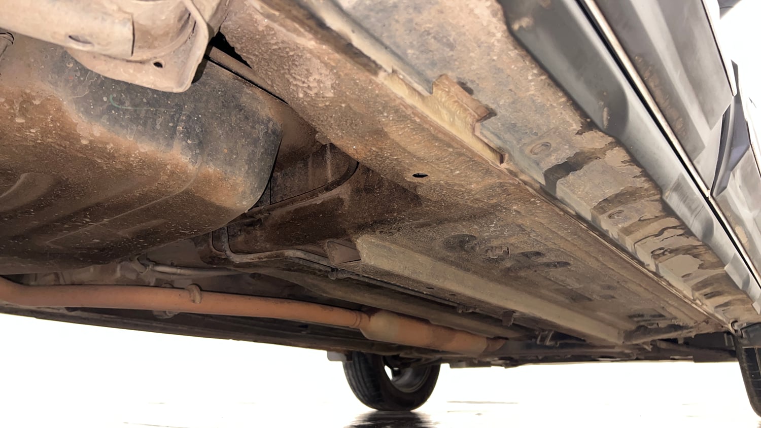 Used 2022 Renault Kiger RXZ Turbo MT Dual Tone Petrol Manual extra REAR RIGHT UNDERBODY VIEW
