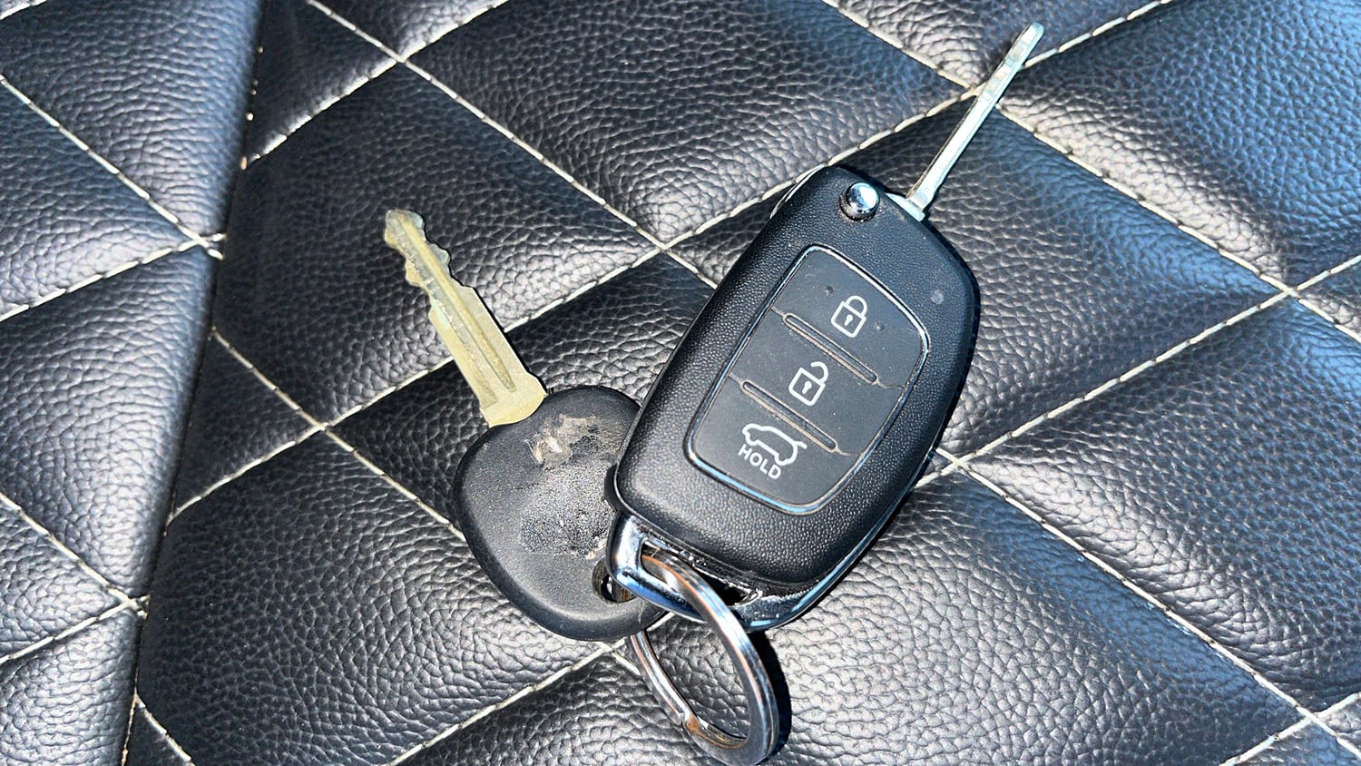 Used 2016 Hyundai Xcent SX 1.1 CRDi Diesel Manual extra CAR KEY VIEW