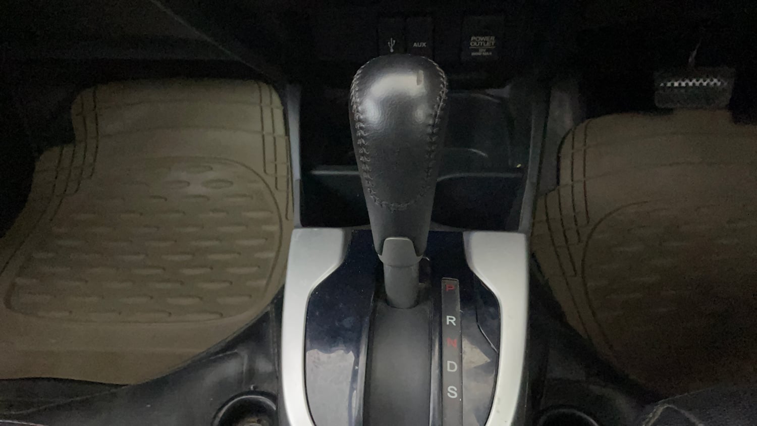 Used 2017 Honda Jazz V AT Petrol Petrol Automatic interior GEAR  KNOB VIEW