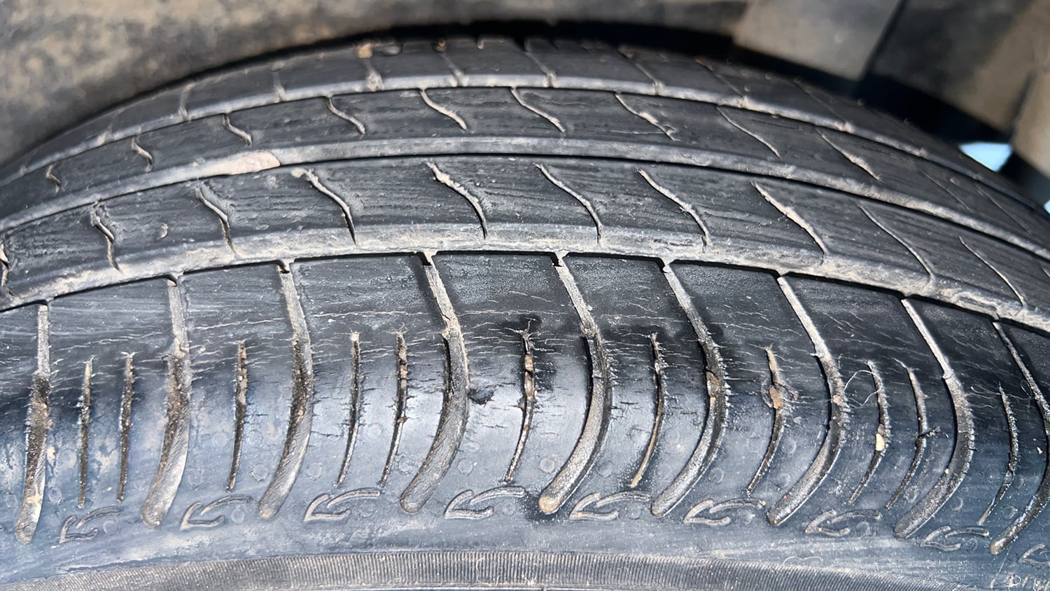 Used 2023 Maruti Suzuki S-Presso VXi S-CNG Cng Manual tyres LEFT REAR TYRE TREAD VIEW