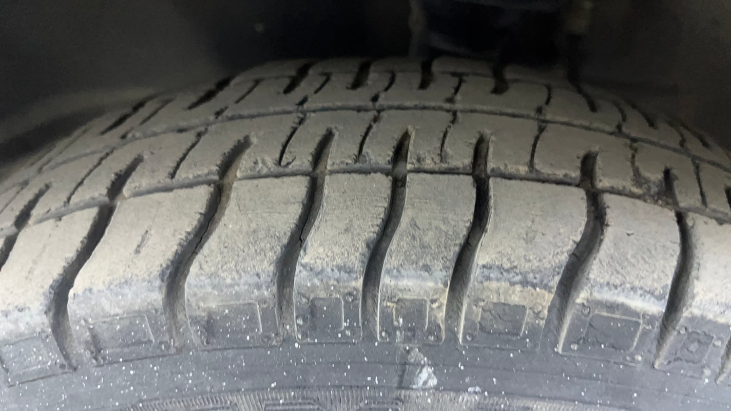 Used 2018 Maruti Suzuki Alto 800 LXi Petrol Manual tyres LEFT FRONT TYRE TREAD VIEW