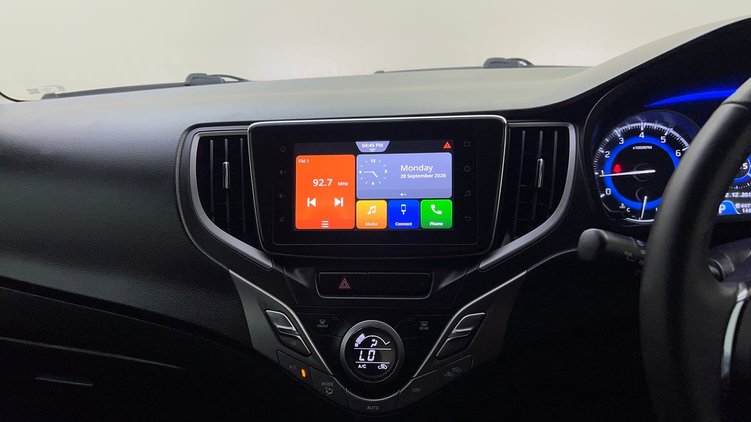 Used 2021 Toyota Glanza V CVT Petrol Automatic top_features Touch screen infotainment system