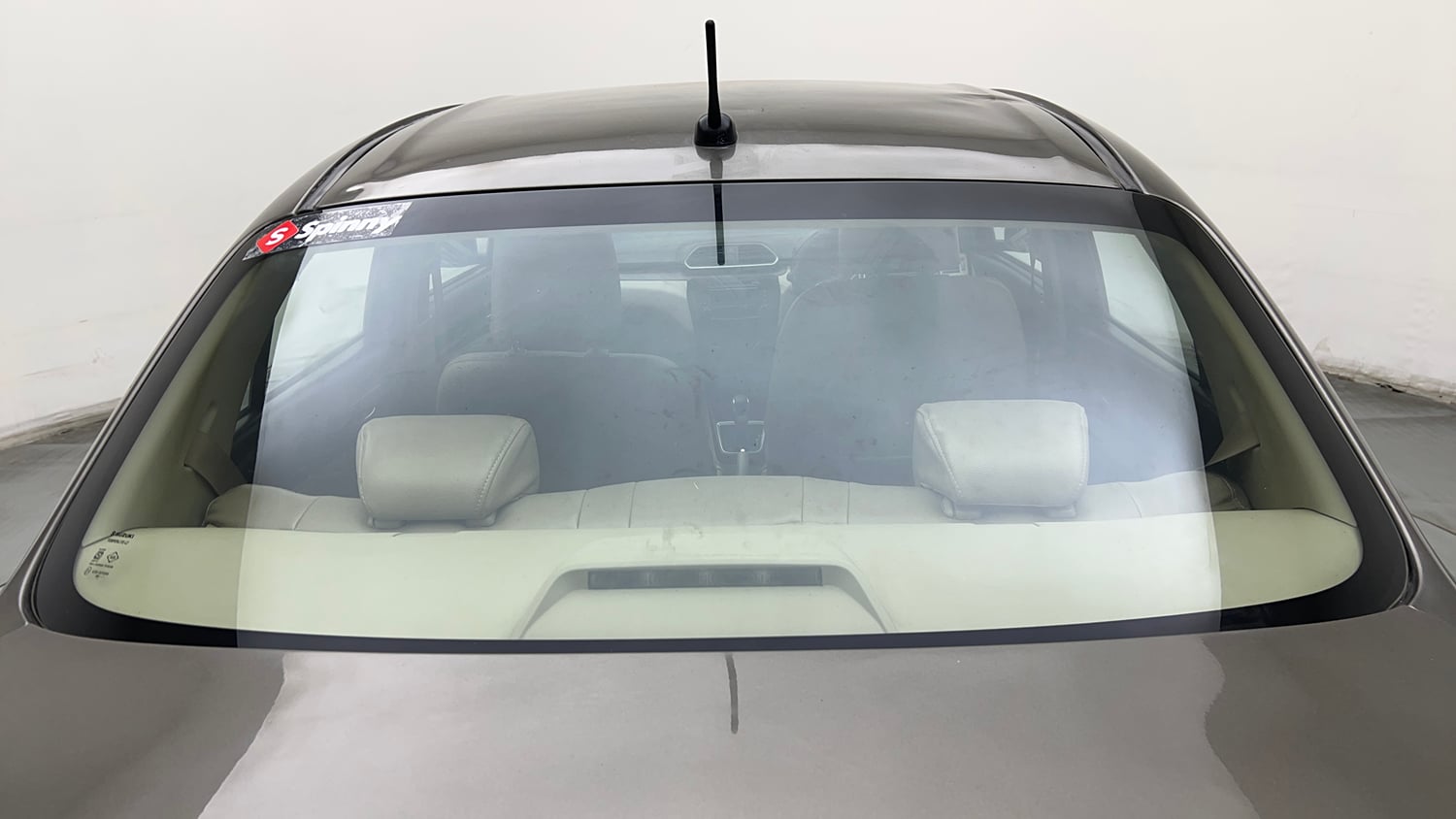 Used 2017 Maruti Suzuki Dzire VXi AMT Petrol Automatic exterior BACK WINDSHIELD VIEW
