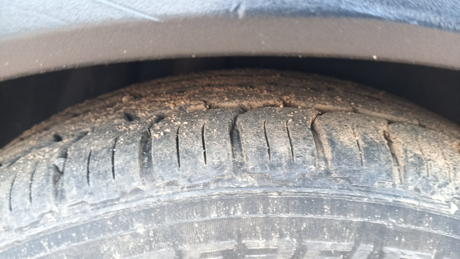 Used 2019 Ford Freestyle Trend Plus 1.2 Ti-VCT Petrol Manual tyres RIGHT REAR TYRE TREAD VIEW