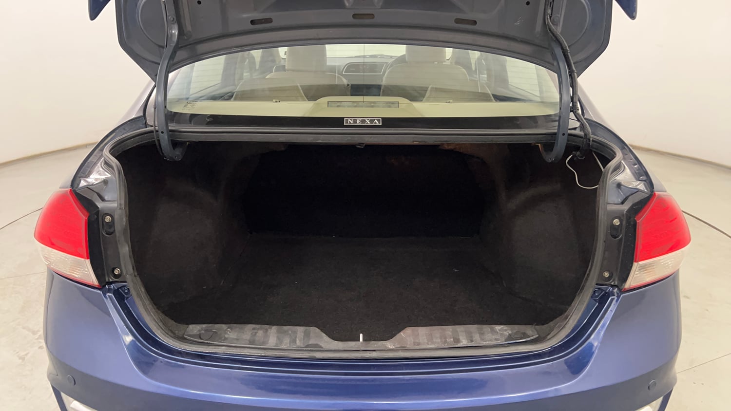 Used 2017 Maruti Suzuki Ciaz Alpha 1.4 AT Petrol Automatic interior DICKY INSIDE VIEW