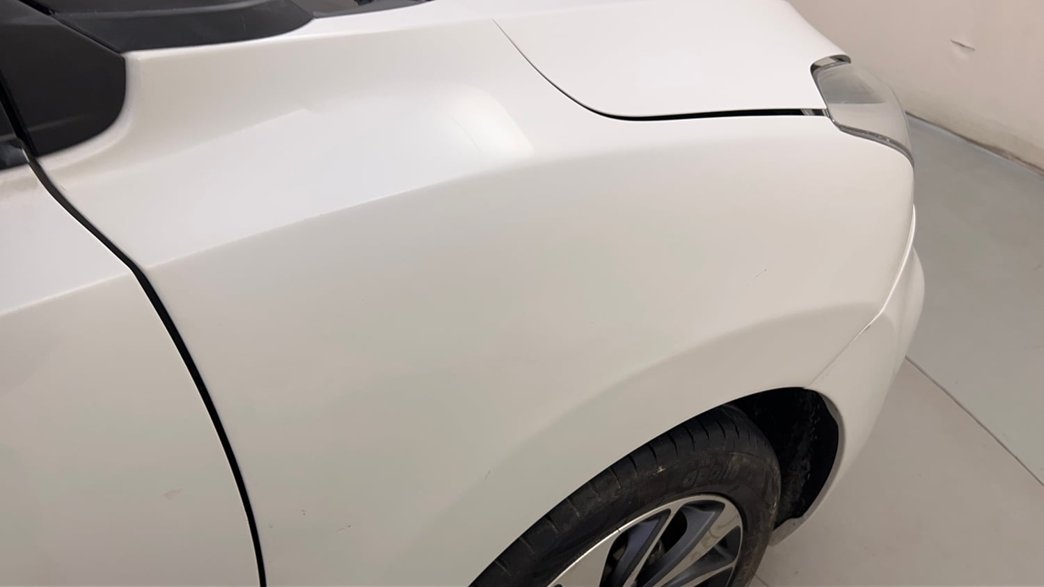 Used 2021 Toyota Glanza V CVT Petrol Automatic dents MINOR SCRATCH