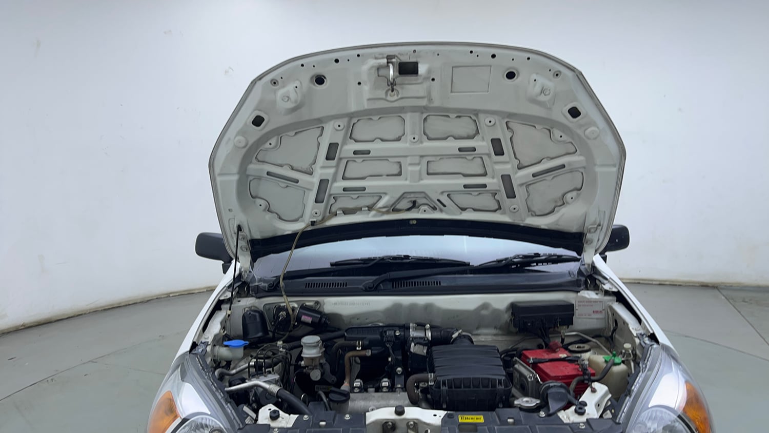 Used 2021 Maruti Suzuki Alto 800 LXi Petrol Manual engine ENGINE & BONNET OPEN FRONT VIEW
