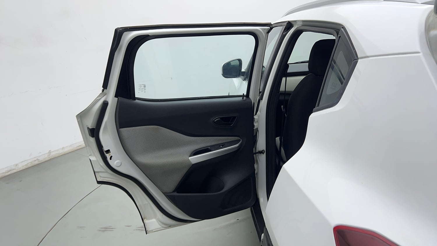 Used 2023 Nissan Magnite XE Petrol Manual interior LEFT REAR DOOR OPEN VIEW