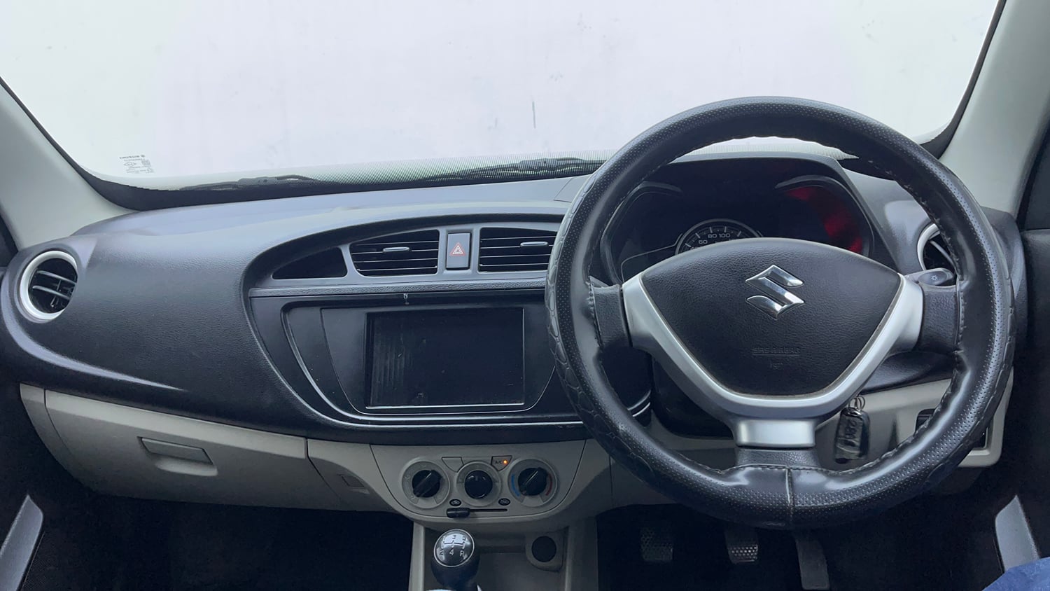 Used 2021 Maruti Suzuki Alto 800 LXi Petrol Manual interior DASHBOARD VIEW