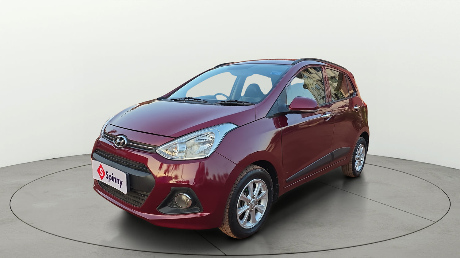 Used 2015 Hyundai Grand i10 Asta AT 1.2 Kappa VTVT Petrol Automatic exterior LEFT FRONT CORNER VIEW