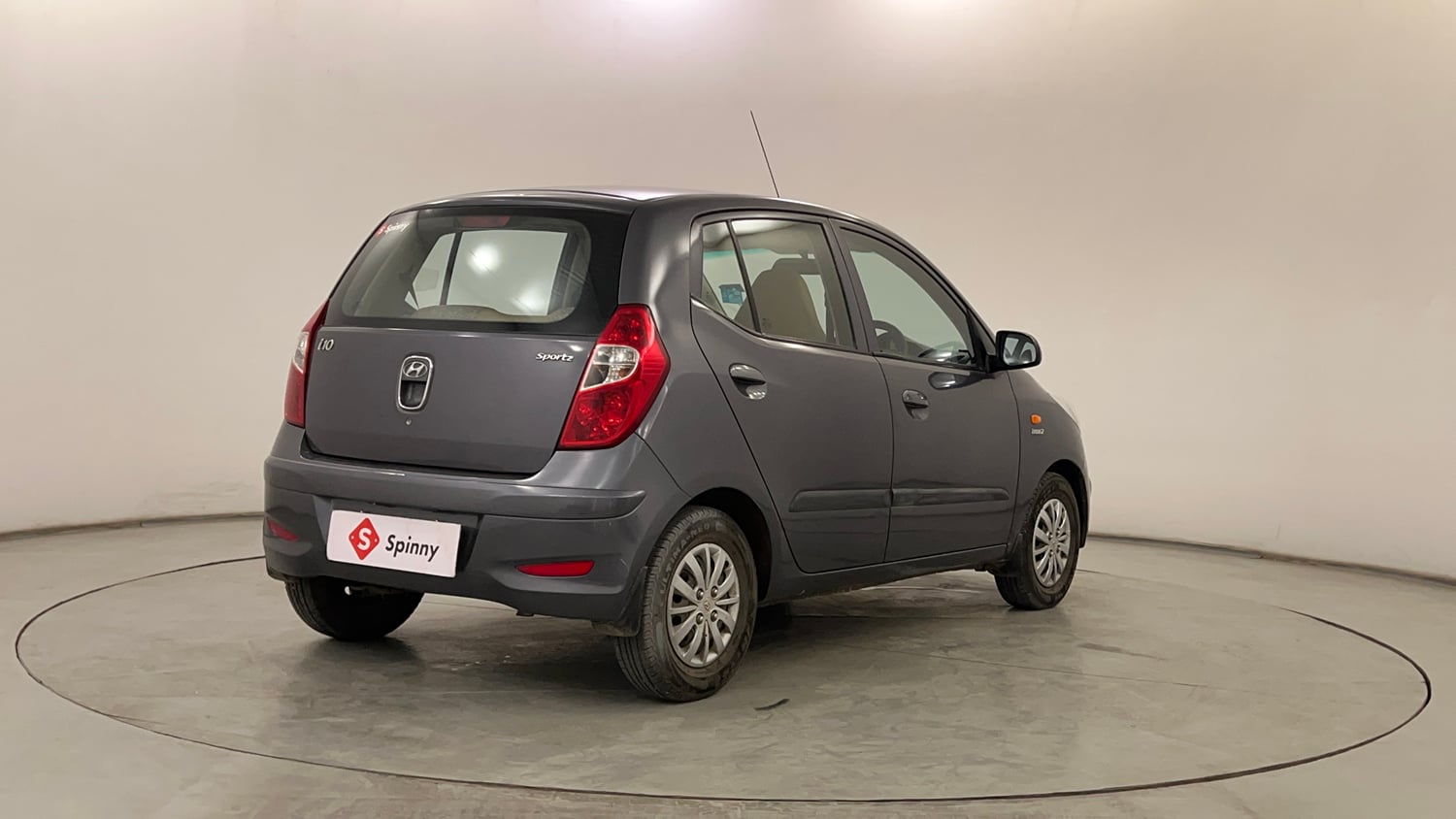 Used 2014 Hyundai i10 Sportz 1.1 iRDE2 Petrol Manual exterior RIGHT REAR CORNER VIEW