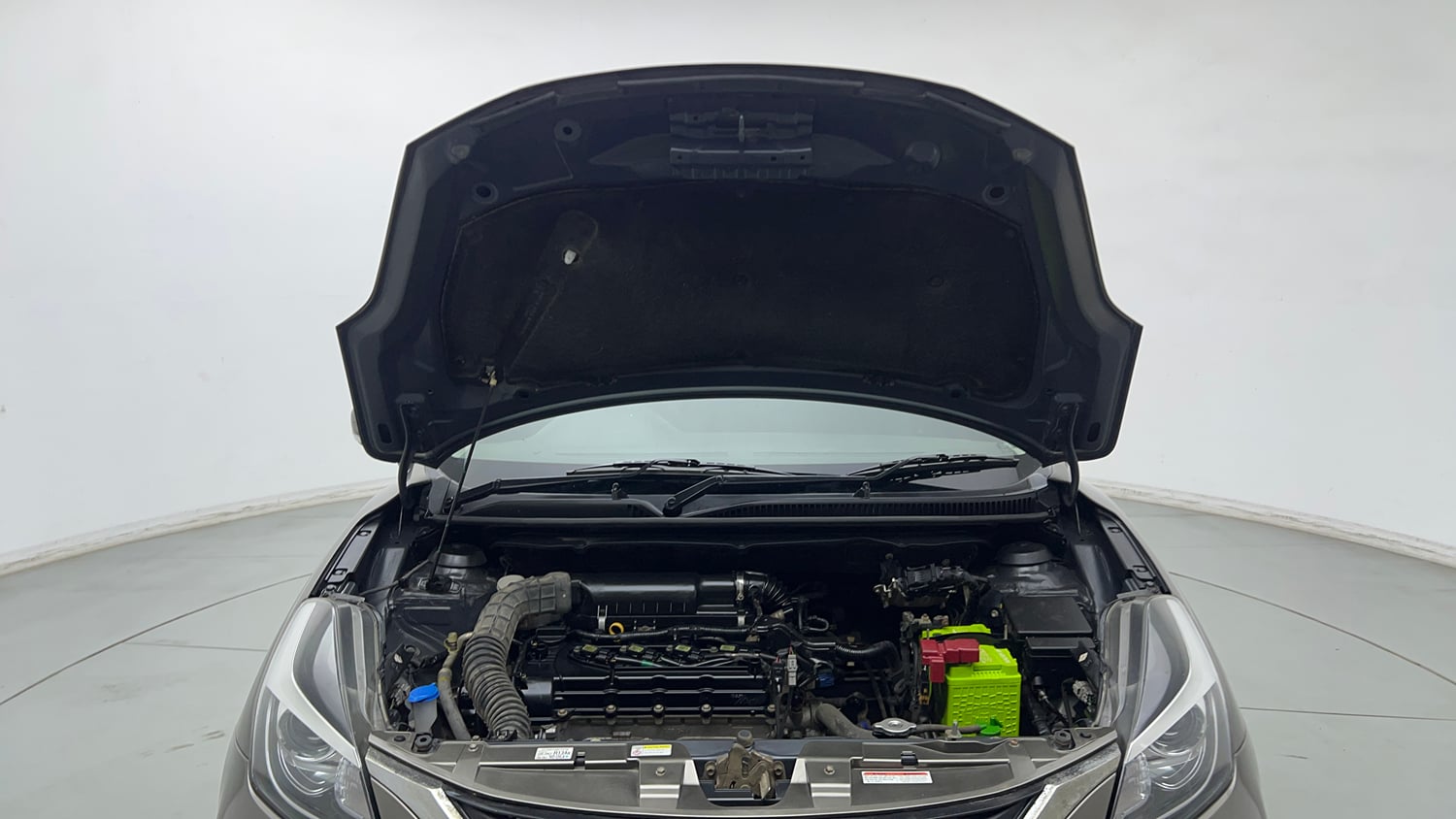Used 2021 Maruti Suzuki Baleno Zeta Petrol Manual engine ENGINE & BONNET OPEN FRONT VIEW