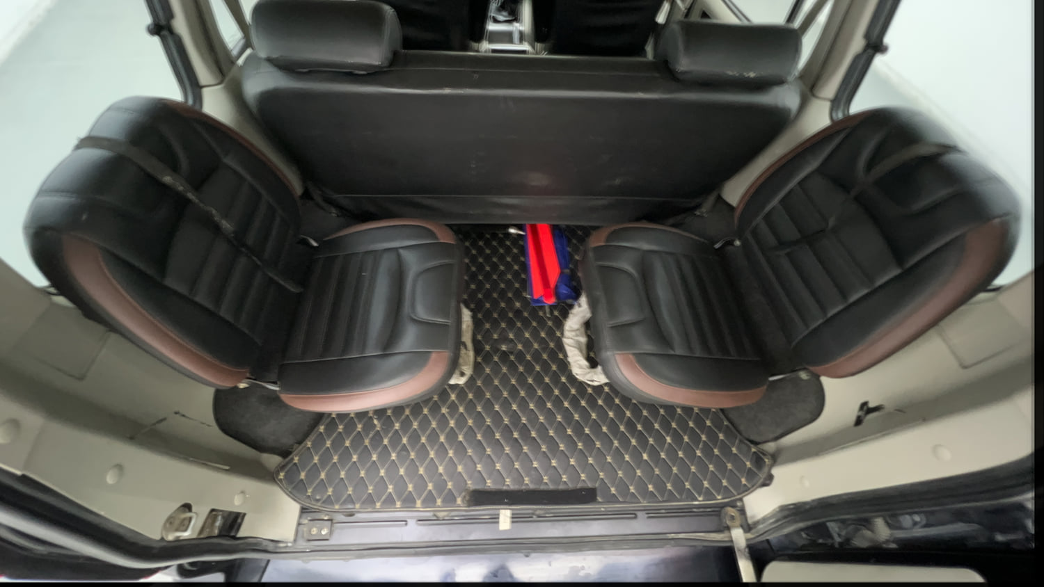 Used 2022 Mahindra Scorpio S9 Diesel Manual interior THIRD ROW SEAT