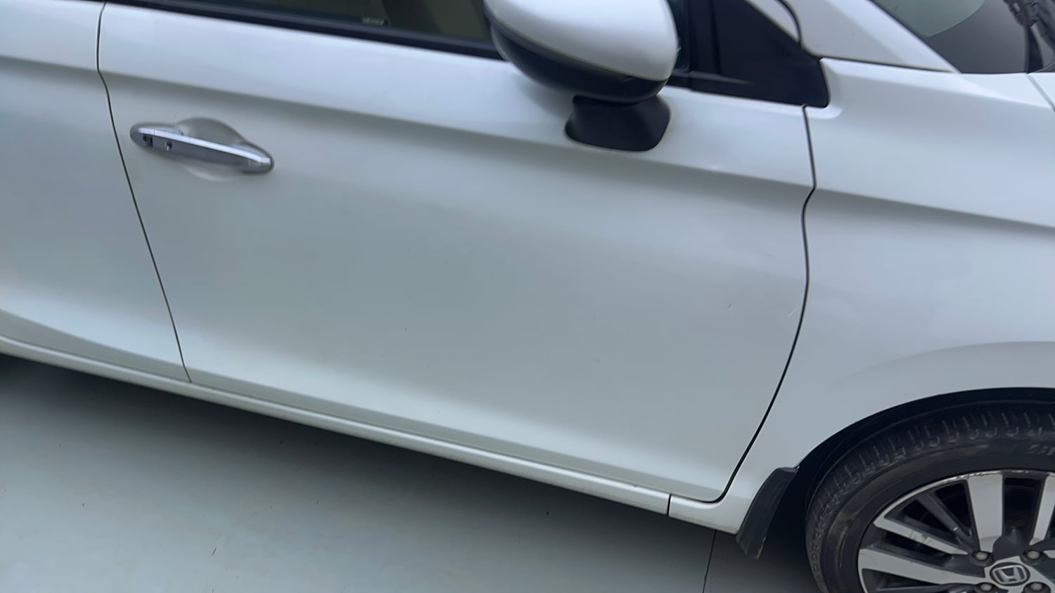 Used 2022 Honda City ZX Petrol Petrol Manual dents MINOR SCRATCH