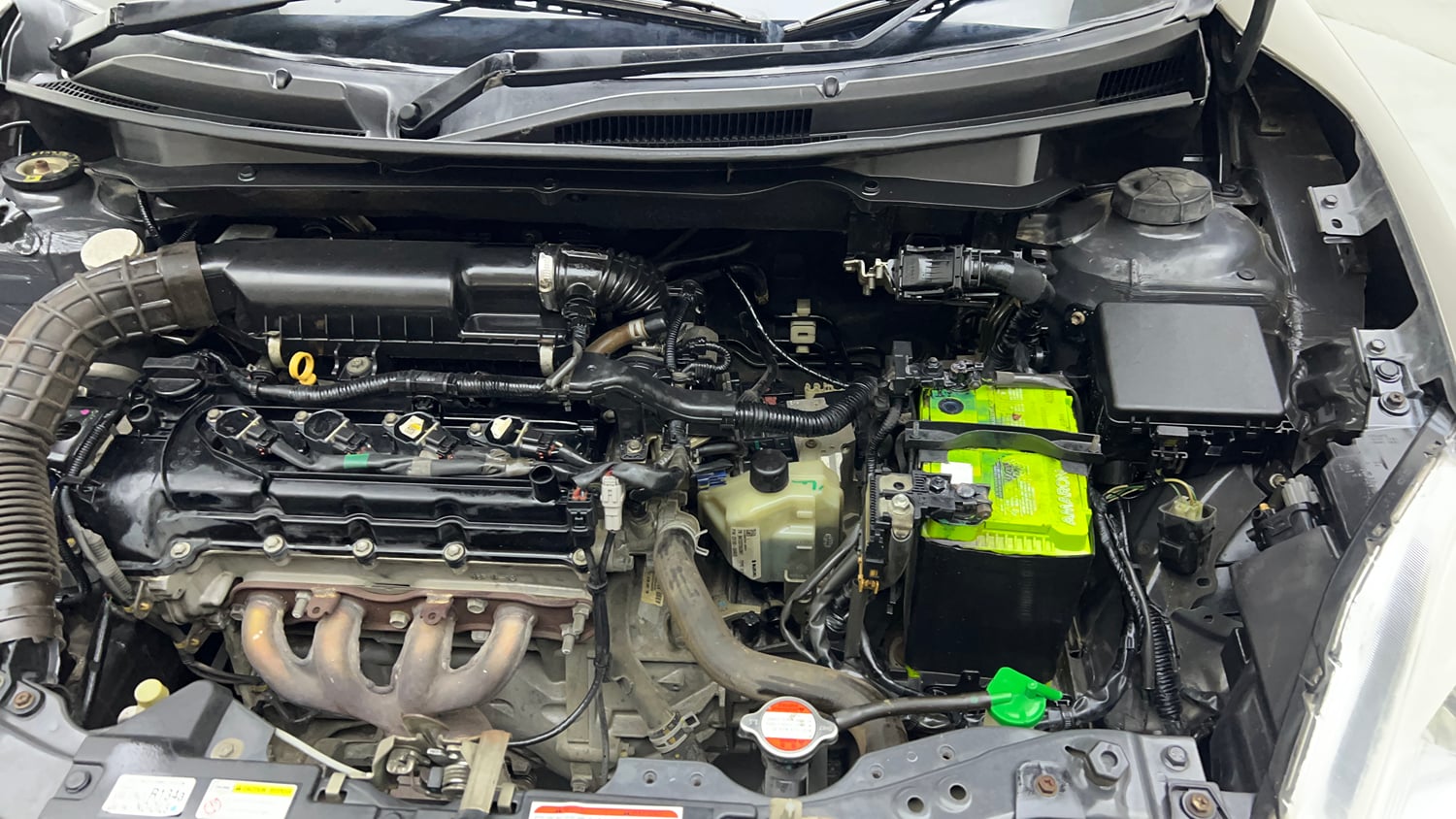Used 2017 Maruti Suzuki Dzire VXi AMT Petrol Automatic engine ENGINE LEFT SIDE VIEW