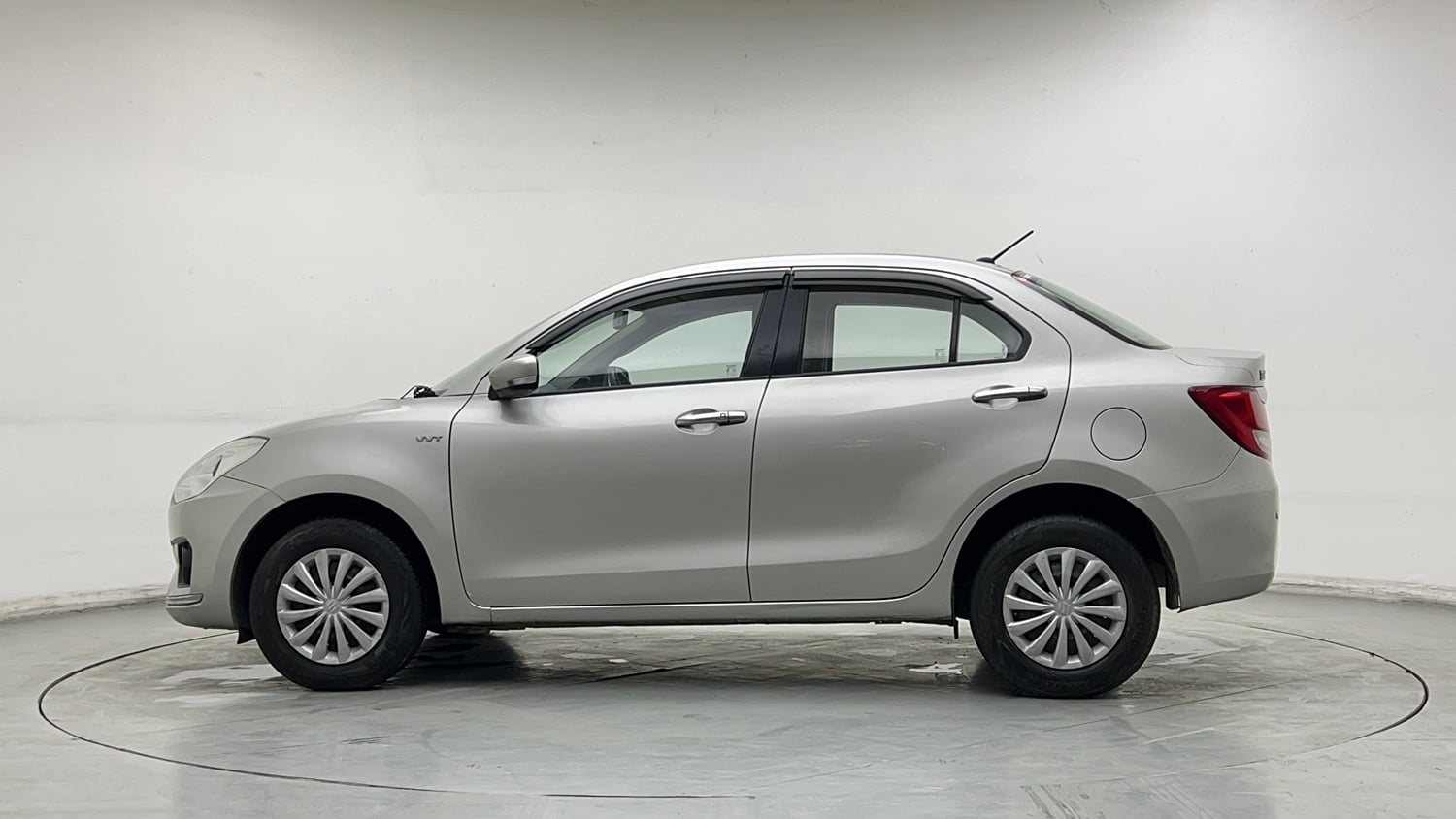 Used 2017 Maruti Suzuki Dzire VXi Petrol Manual exterior LEFT SIDE VIEW